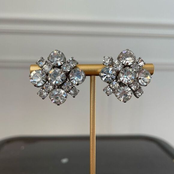 Vintage Rhinestone Cluster Button Clip On Earrings - Picture 1 of 7